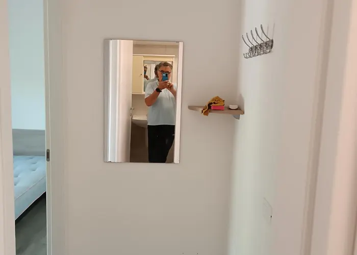 Апартаменти Whitestar91 *